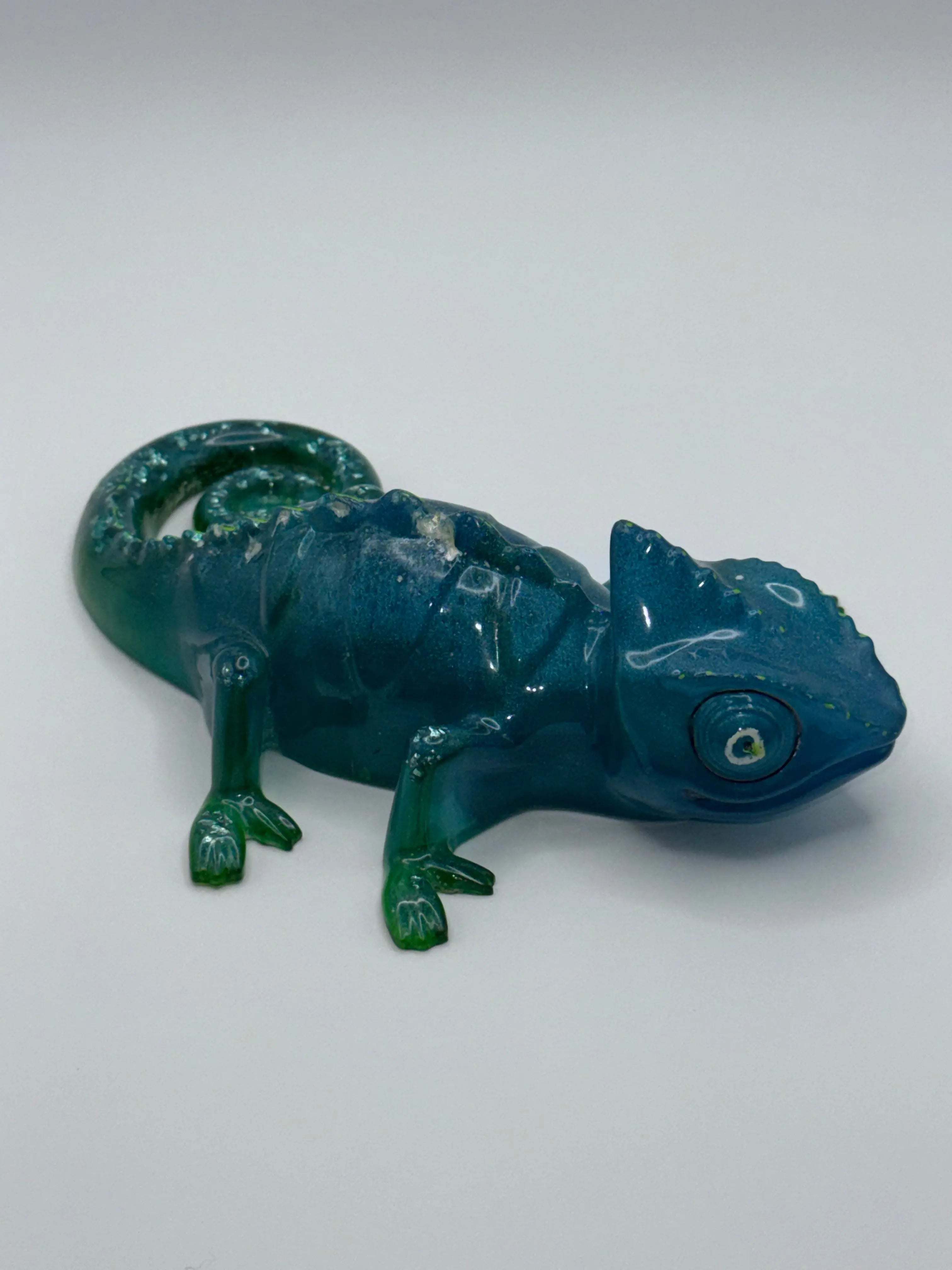 Resin Lizard Pot Decor | Garden & Fishtank Art Peppered Moth Studios, LLC 